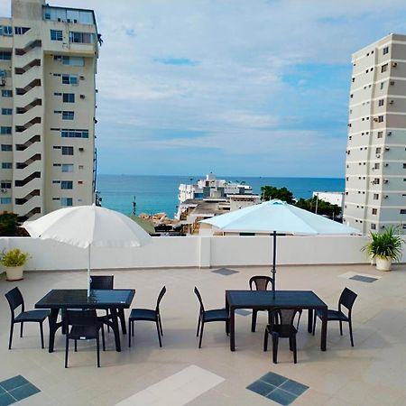 Alojate A Una Calle De La Playa Y Malecon Salinas  Εξωτερικό φωτογραφία